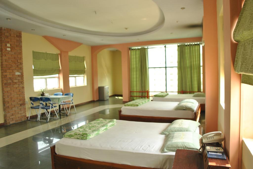 Golden Gate 1 Hotel Da Nang Exterior photo